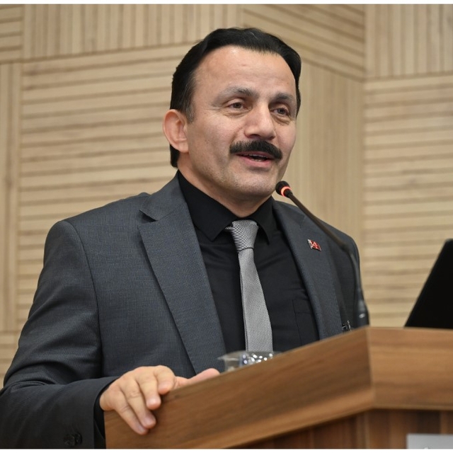 Diyanet İşleri Başkan Yardımcısı Demir'den öğrencilere önemli bilgiler