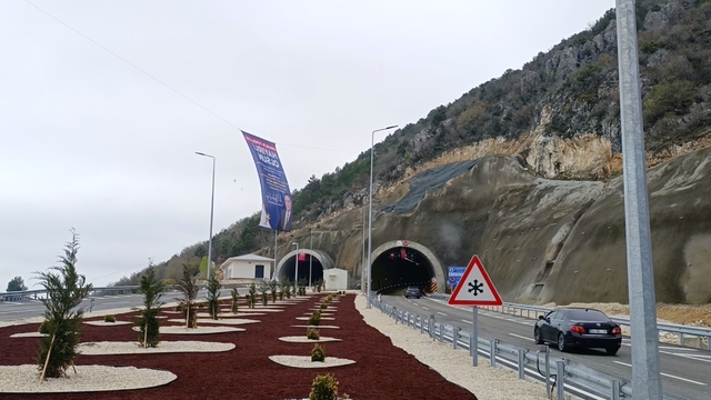 Karadeniz'i İç Anadolu'ya bağlayan Kırkdilim Tünelleri trafiğe açıldı