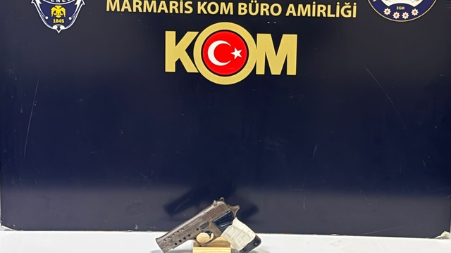 Marmaris'te ruhsatsız silahla yakalanan şüpheli tutuklandı