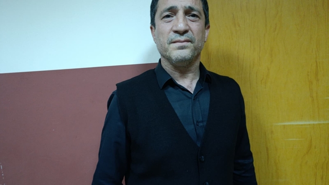 Okul saldırısında hayatını kaybeden 11 yaşındaki Bayram için mevlit okutuldu
11 yaşındaki Bayram Nabi Şişik'in babası:
"Türk milleti okuyarak, gençlerimiz okuyarak daha iyi yerlere gelecek"
"Saldırıda hayatını kaybeden çocuklarımızı ve öğretmenlerimizi her zaman yaşatacağız"