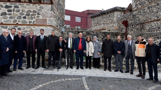 Erzurum Kent Konseyi'nden ortak bildiri: "Sosyal medyaya etkin sınırlama olmalı"