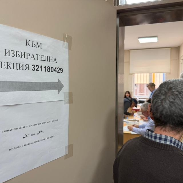 Bulgaristan seçimleri için Eskişehir'de vatandaşlar son 5 yılda 8'inci kez...