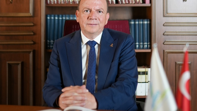 Tarımsal ticarette dev hacim: Bursa TB ilk çeyreği 19,3 milyar tl ile kapattı
Bursa Ticaret Borsası, Marmara Üpak'ta işlem hacminde zirveye yerleşti
Özer Matlı: "Bursa'yı gıda sektöründe bölgesel güç yapmaya kararlıyız"