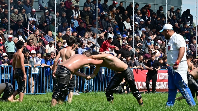 Kepez'in er meydanında deste boylarında büyük mücadele yaşandı