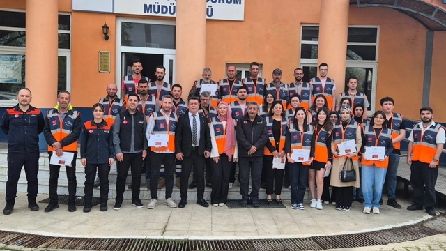 AFAD gönüllülerine sertifika ve kimlikleri teslim edildi
