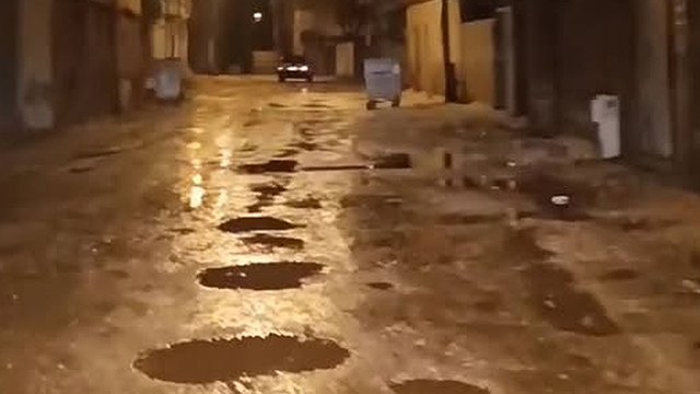 Araban eski günlerini arıyor
Araban'da sokaklar her yağışların ardından bataklığa dönüyor