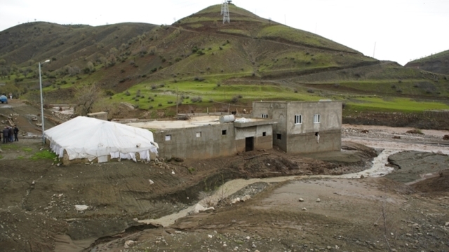 Siirt'te sağanak sele neden oldu; 35 küçükbaş öldü