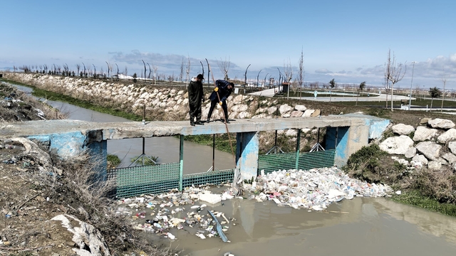 Van'daki dereler ve sahil bandı inci kefalleri için temizleniyor