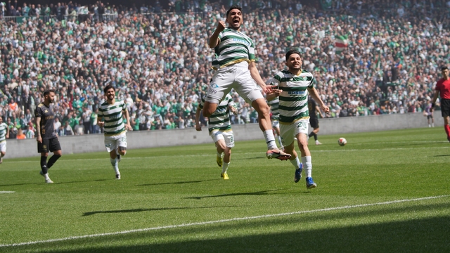 Şampiyonluğunu ilan eden Bursaspor 1'inci Lig'e yükseldi