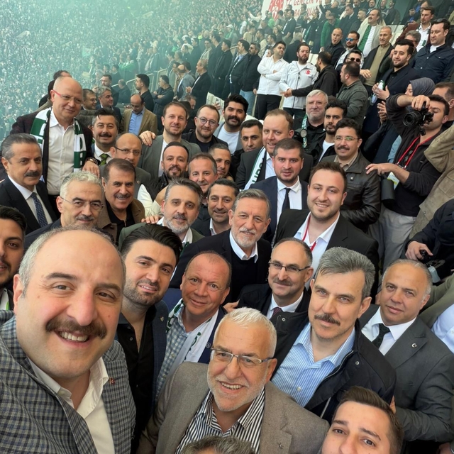 Varank'tan şampiyonluk özçekimi