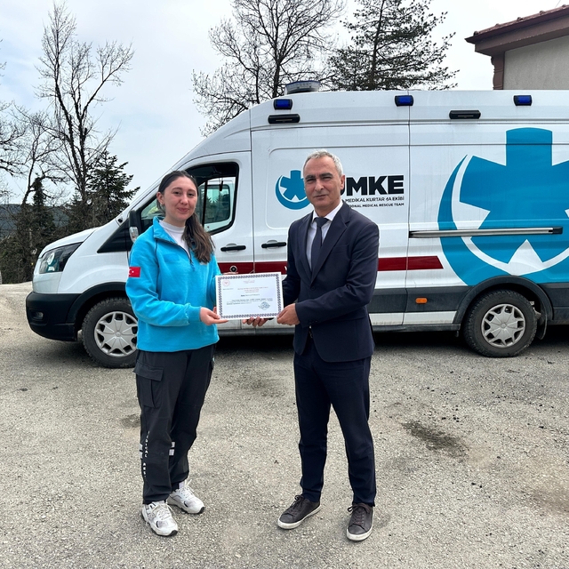 Karabük UMKE'den güç gösterisi: 16 yeni gönüllü ile afetlere hazırlık seviy...