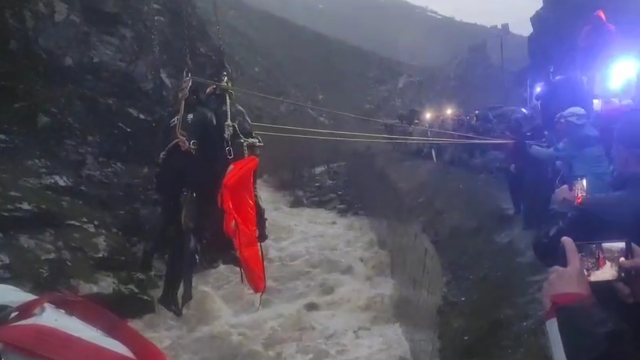 Tatvan'daki mikser kazasında sürücü hayatını kaybetti