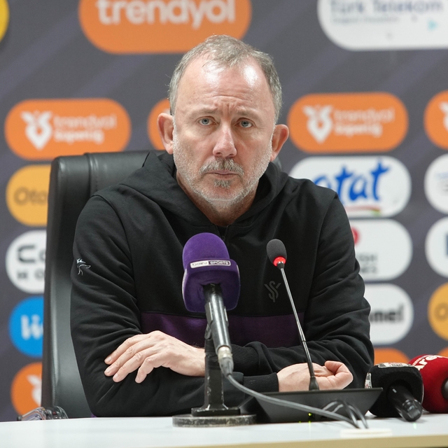 Sergen Yalçın: "Mağlubiyetle ayrıldığımız için üzgünüz"