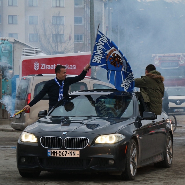 Oltu'da Erzurumspor'un şampiyonluk coşkusu