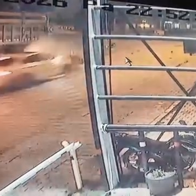 Elazığ'da 4 kişinin yaralandığı kazanın görüntüsü ortaya çıktı