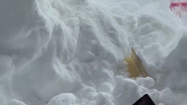 Bahar ayında kış manzarası: Karadağ'da nefes kesen çalışma