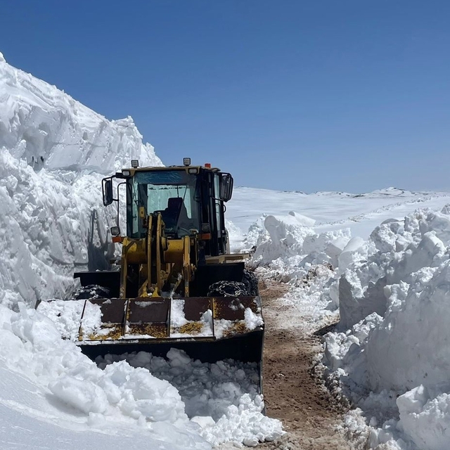 2443 rakımda kar mesaisi