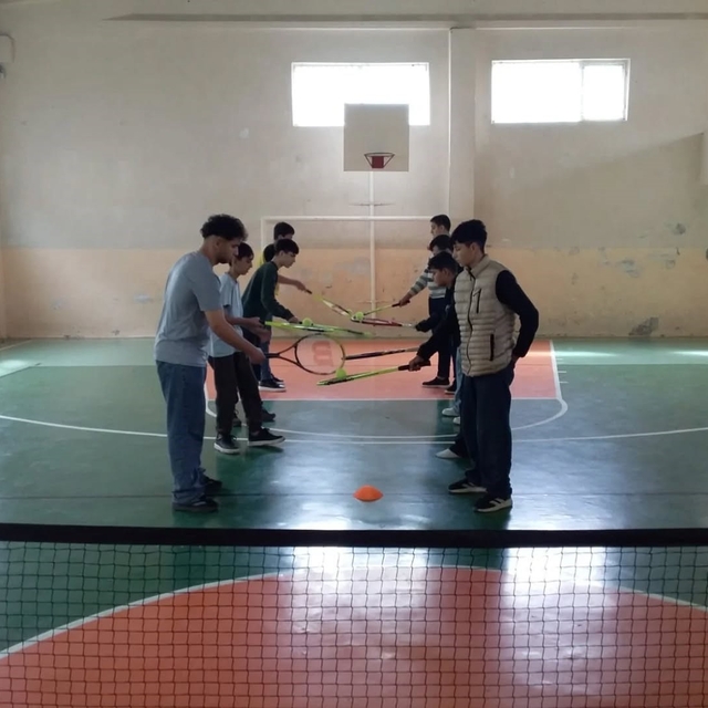 Bilecik'te kort tenisi kursu başladı