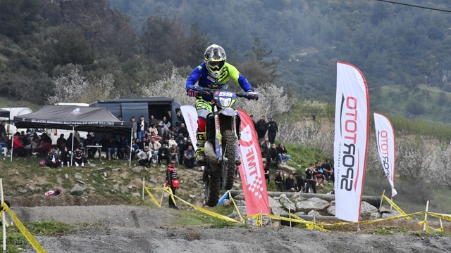 Motosikletler uçtu
Süper Enduro'da 2026 sezonu İznik'te açıldı