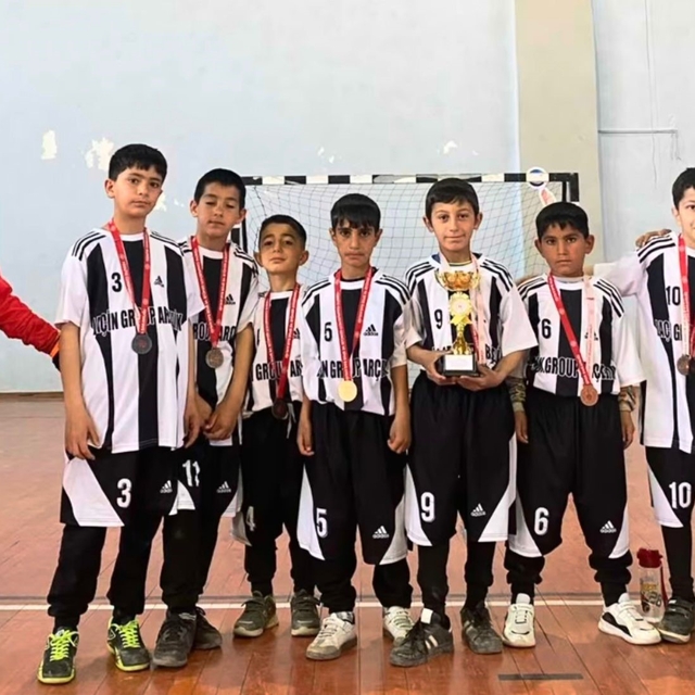 Patnos'ta minik şampiyonlara coşkulu karşılama