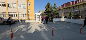 Edirne'de lisede turnikeli güvenlik sistemi