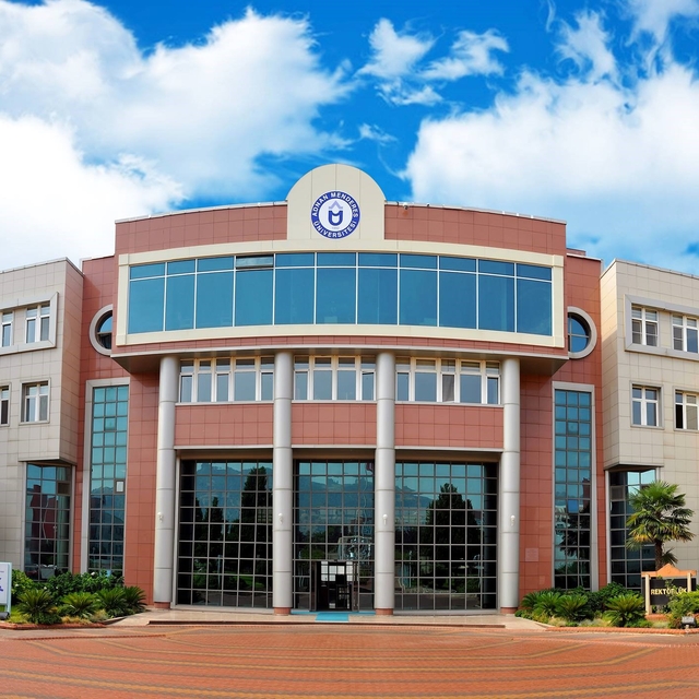 ADÜ'lü akademisyen hayatını kaybetti