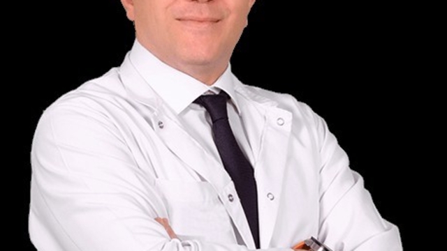 Polikistik over sendromu sadece jinekolojik bir hastalık değil
Kadın Hastalıkları ve Doğum Uzmanı Dr. Semavi Ulusoy;
"PCOS'un temelinde hormonal dengesizlik yatıyor"
"Polikistik Over Sendromunun temelinde hormonal dengesizlik ve insülin direnci yer alıyor"