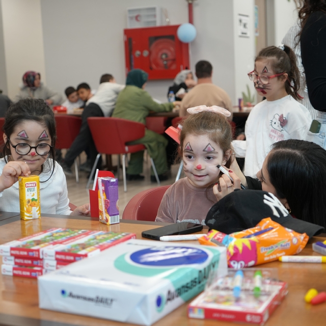 Özel bireyler kendileri için düzenlenen etkinlikte doyasıya eğlendi