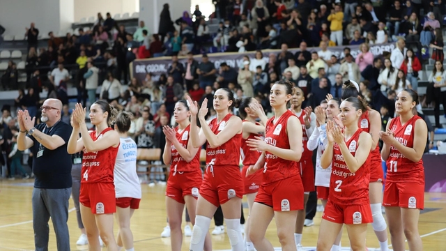 Turgutlu'nun perilerinin hedefi süper lig