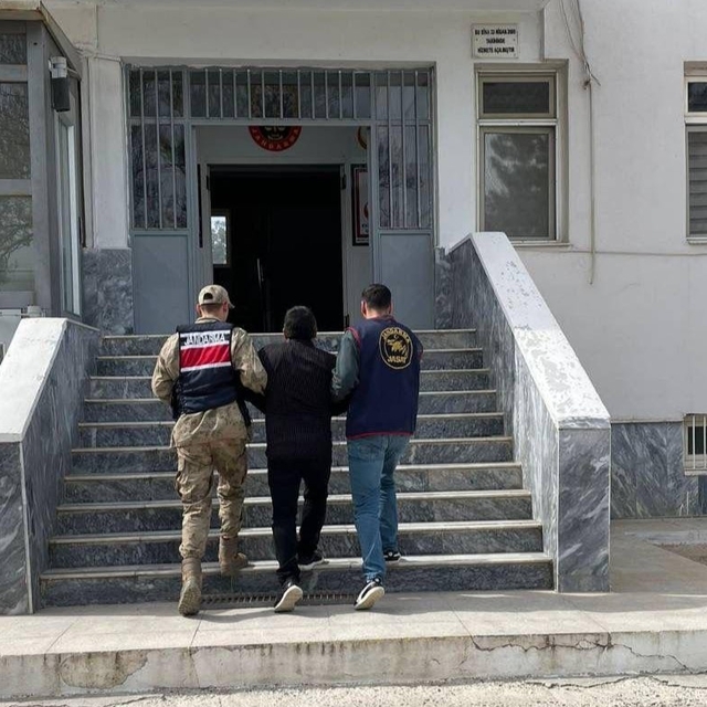 Birecik'te göçmen kaçakçısı yakalandı