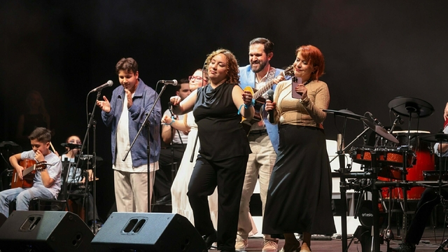 İzmir'de 'Sıradışı Çocuklar Orkestrası'ndan konser