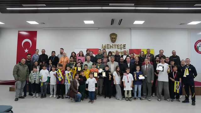 Menteşe'de 23 Nisan satranç turnuvası ile kutlandı