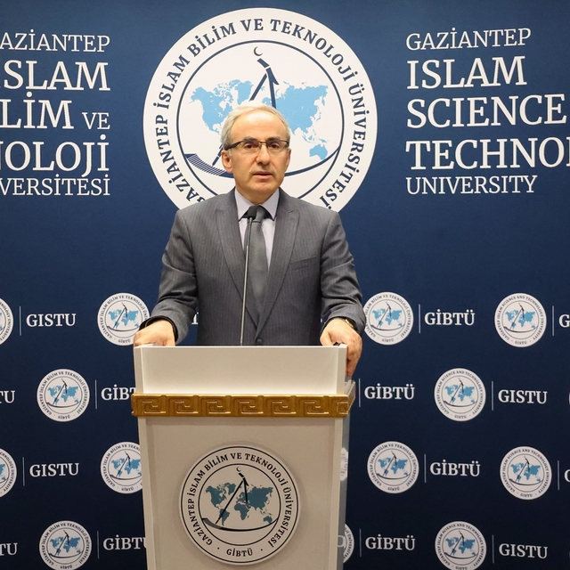 GİBTÜ'de "Türkiye'nin 21. Yüzyıl Hedefleri ve Ortadoğu'da Barış" Konuşuldu...