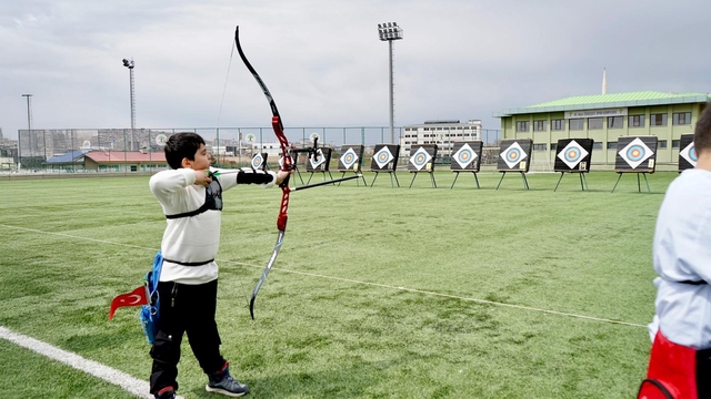Gaziantep'te Okçuluk il Birinciliği müsabakaları tamamlandı
350 sporcu, Türkiye Şampiyonası hedefiyle için yarıştı