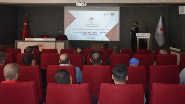 Bayburt'ta tarım personeline numune alma teknikleri anlatıldı