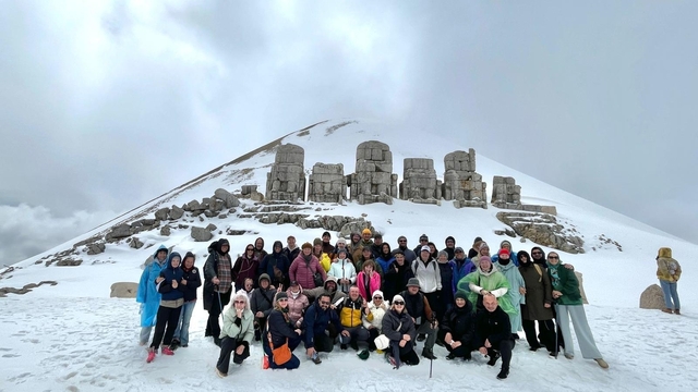 Nemrut Dağı'nda uluslararası sanat buluşması