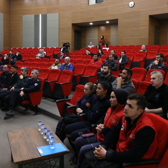 Melikgazi personeli yangınlara karşı bilgilendirildi