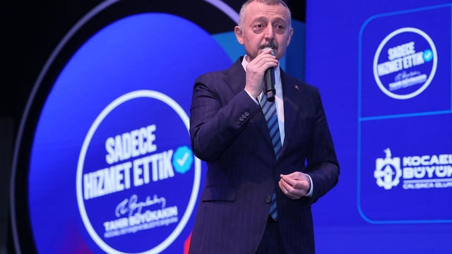 Büyükakın'dan Z raporu: 55.4 milyarlık yatırım, sıfır borç