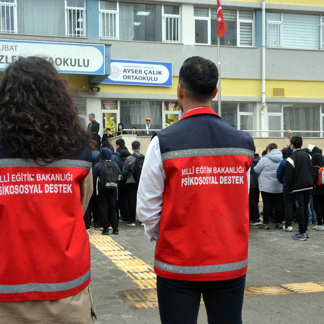 Ayser Çalık Ortaokulu, yeni binasında eğitime başladı