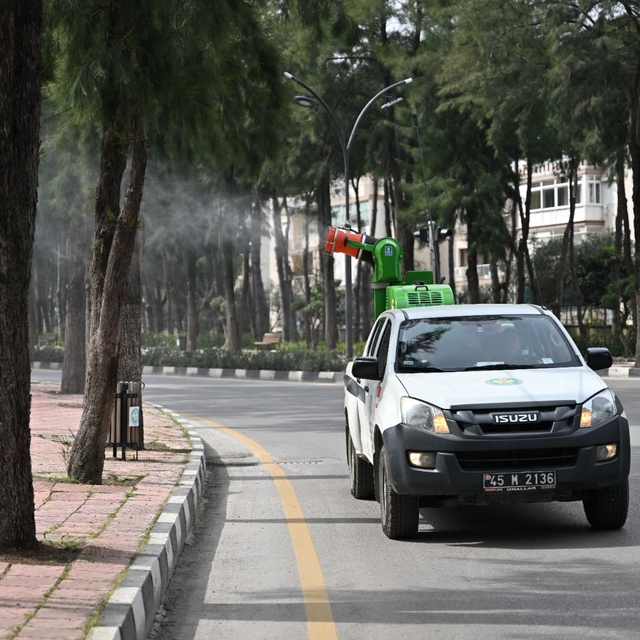 Manisa'da sineklere geçit yok