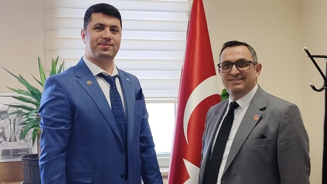 Gemlik'te muhtarlık seçimleri için listeler asıldı