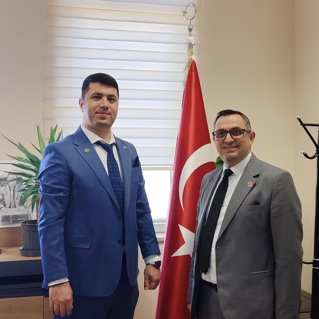 Gemlik'te muhtarlık seçimleri için listeler asıldı