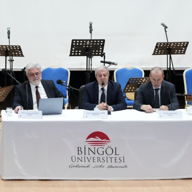 Bingöl Üniversitesi'nde Na't-ı Şerif yarışması ödül töreni düzenlendi