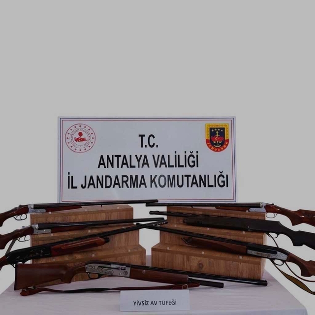 Kaş'ta 7 ruhsatsız av tüfeği ele geçirildi