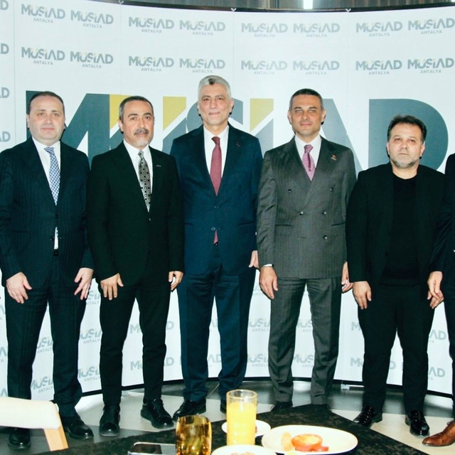 MÜSİAD Muğla heyeti Ticaret Bakanı Bolat'ın da katıldığı istişare toplantıs...