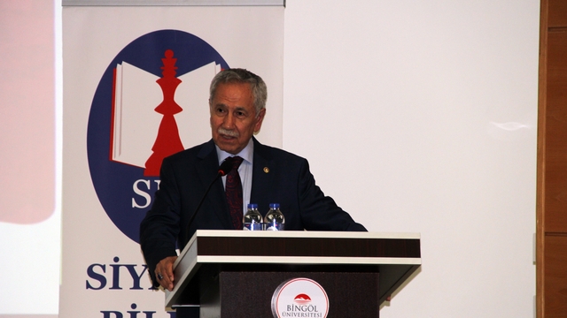 Bülent Arınç: Geleceğimizi garanti altına alacak çok önemli çalışmalar yapmalıyız