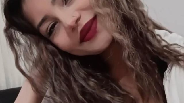 Feci kazada hayatını kaybeden kız, gelinlik ve duvakla uğurlandı
Kaza anı ise saniye saniye görüntülendi