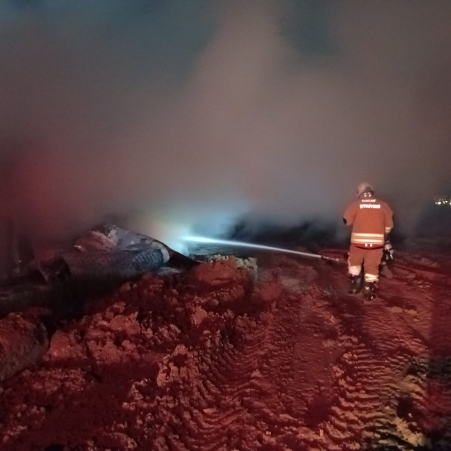 Konteyner yangınında 1 kişi öldü