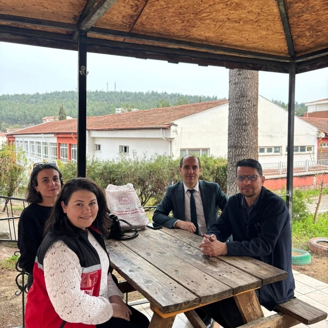 Şehit Yusuf Ocak'ın sene-i devriyesinde ailesine vefa ziyareti