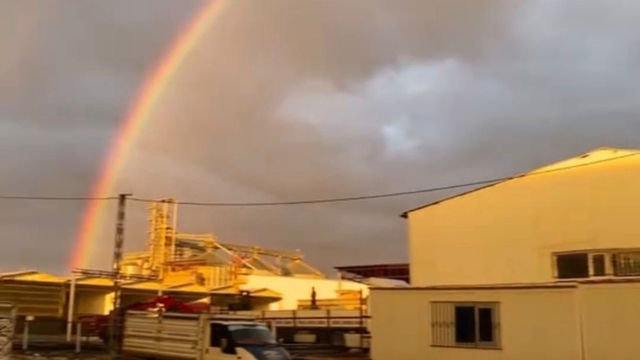 Siverek'te sağanak sonrası gökkuşağı mest etti